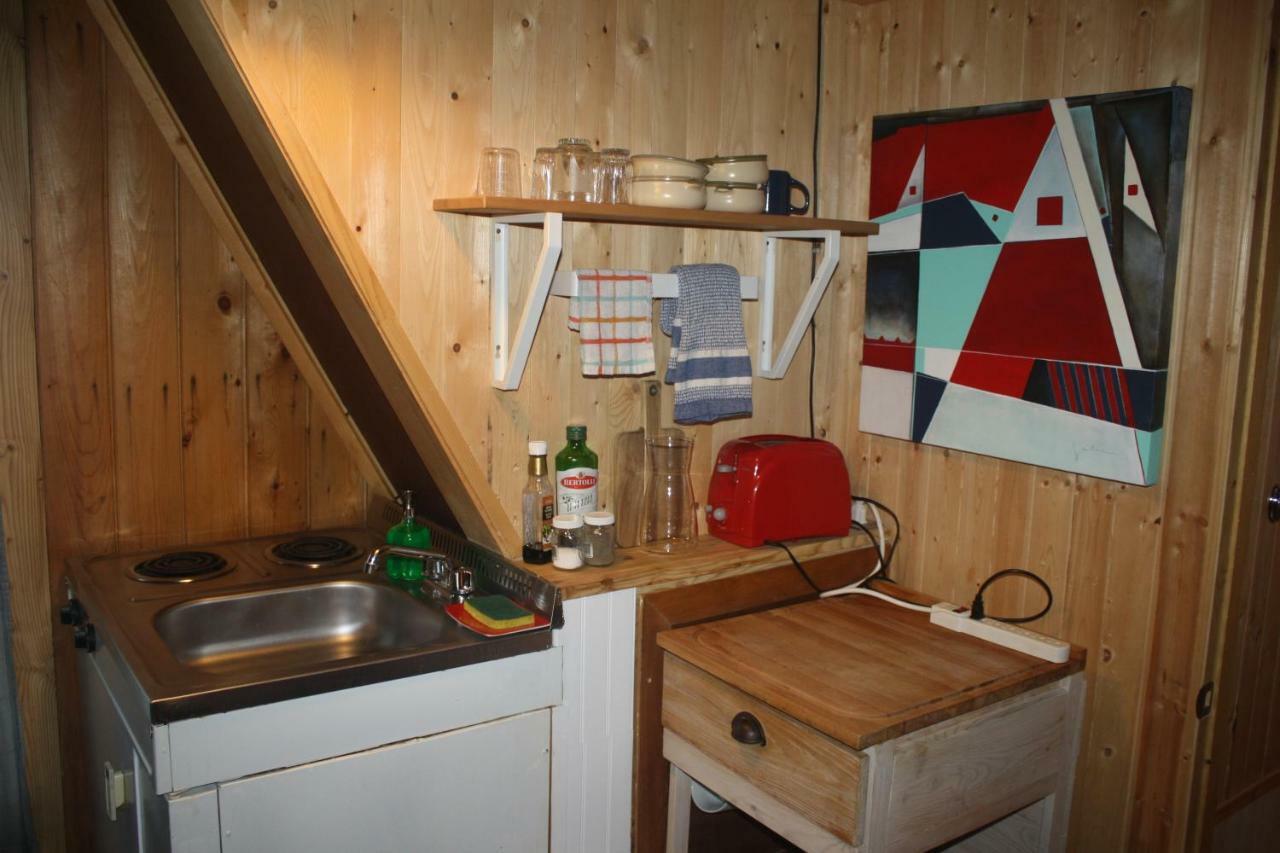 Au Sommet Du Fjord Hostel Sacre-Coeur Bagian luar foto